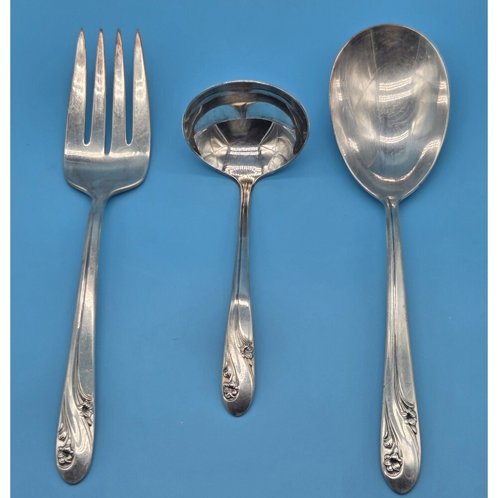 Vintage Mid-Century 1950 Holmes & Edwards IS "Daffodil" 3-Piece Serving Hostess